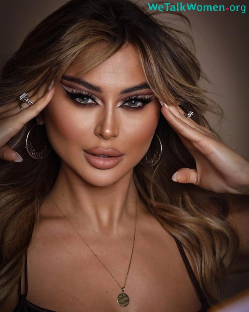 sexy Azerbaijani woman