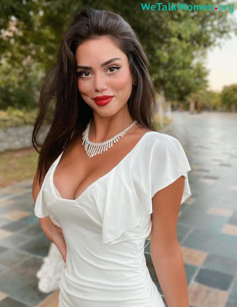 sexy Turkish woman